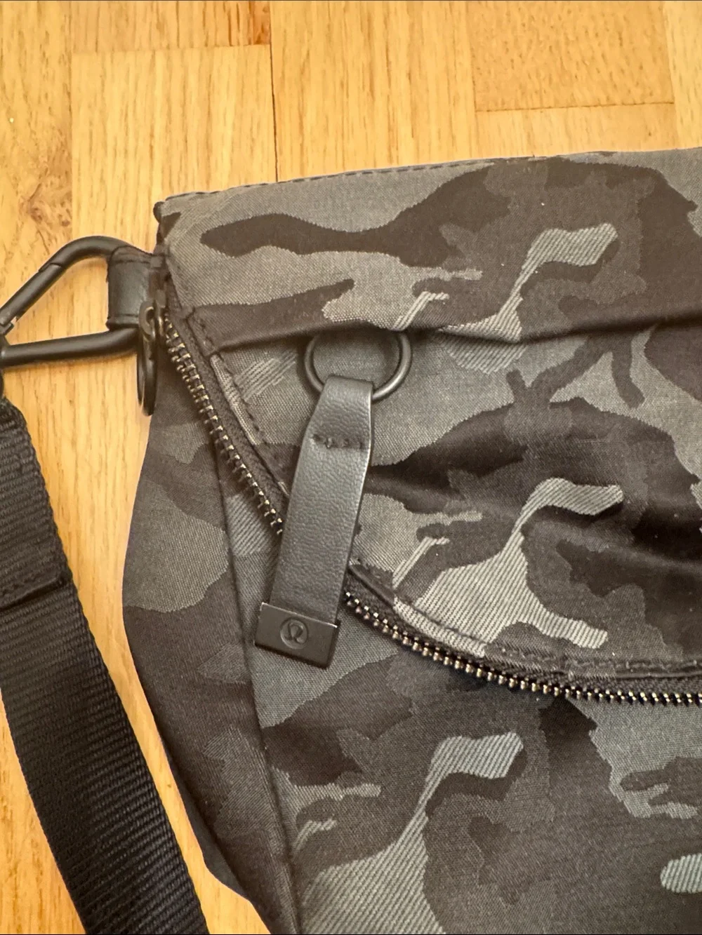 lululemon athletica Black & Gray Camo Messenger Crossbody